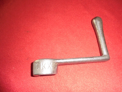 New Associated Hit & Miss Gas Engine Johnny Boy Starting Crank Handle ''CKX'' Cute