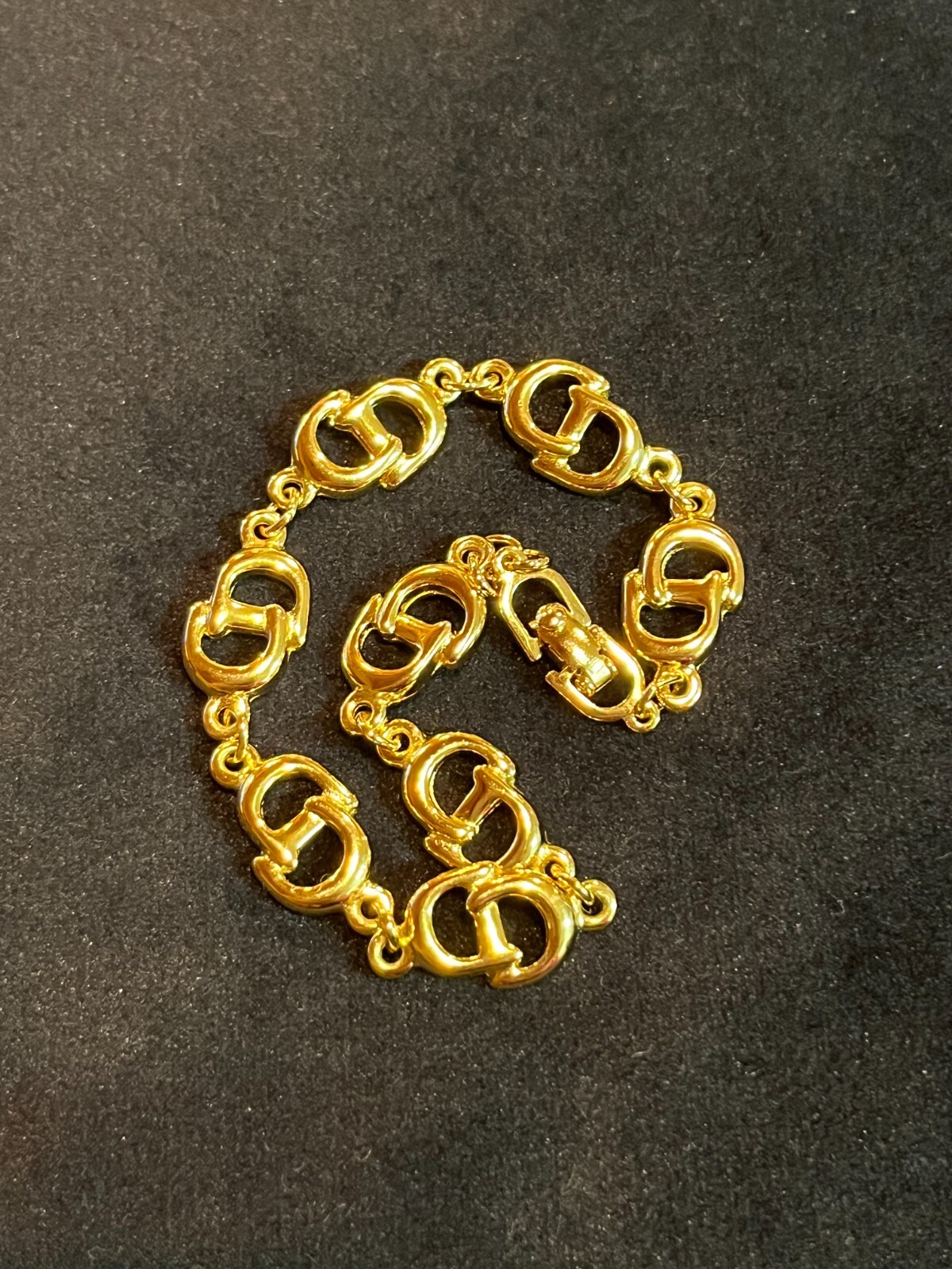 CHRISTIAN DIOR Bracelet Bangle Chain AUTH Gold BIG CD Logo Vintage Rare