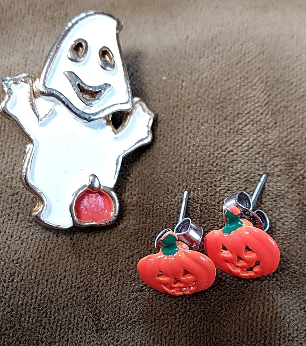 Vintage Halloween Jewelry SPOOKY Ghost Pin Jack O' La… Gem