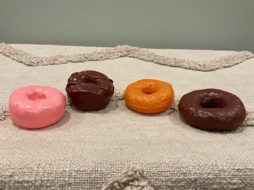 Vintage Play Food: 1998 M.T.H.K. donuts (4) - Picture 2 of 4