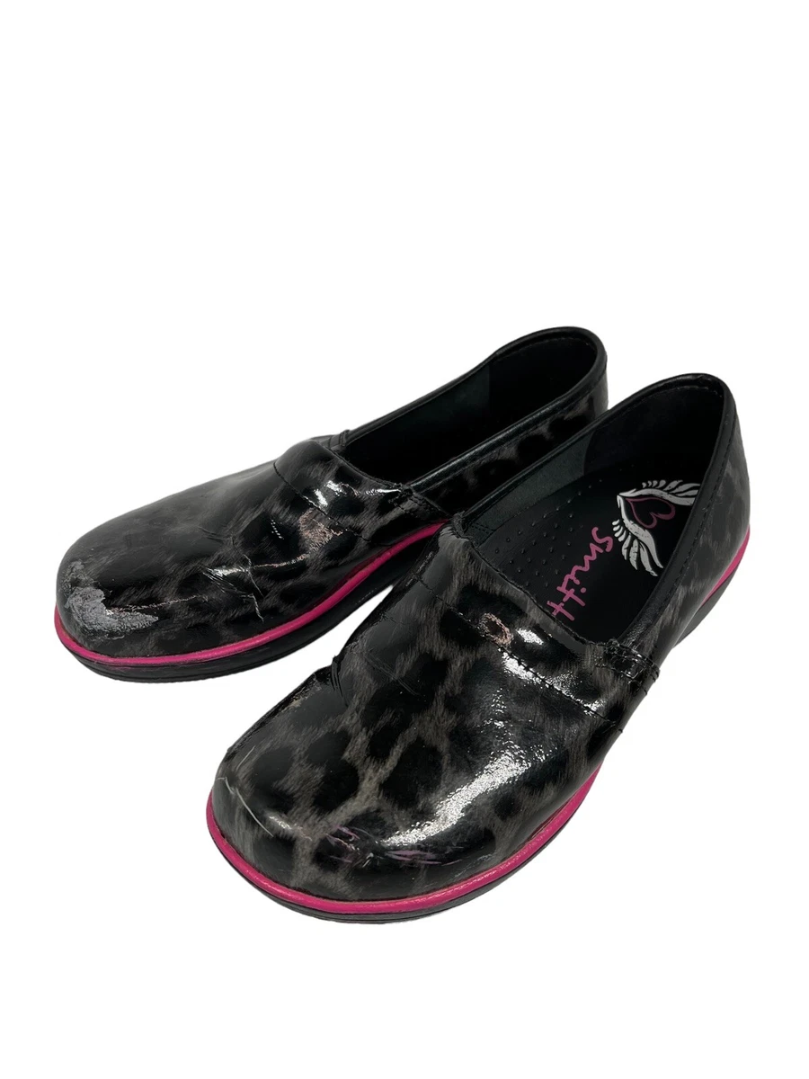 Smitten 2024 nursing shoes