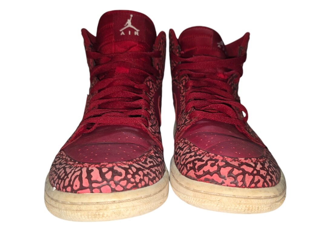 Nike Air Jordan 1 Retro High Gym Red Elephant Print 839115 Nike Air Jordan 1 Retro High Gym Red Elephant Print 839115