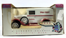 Liberty Classics White/Red True Value Ford Model A Van Coin Bank Scale 1:25