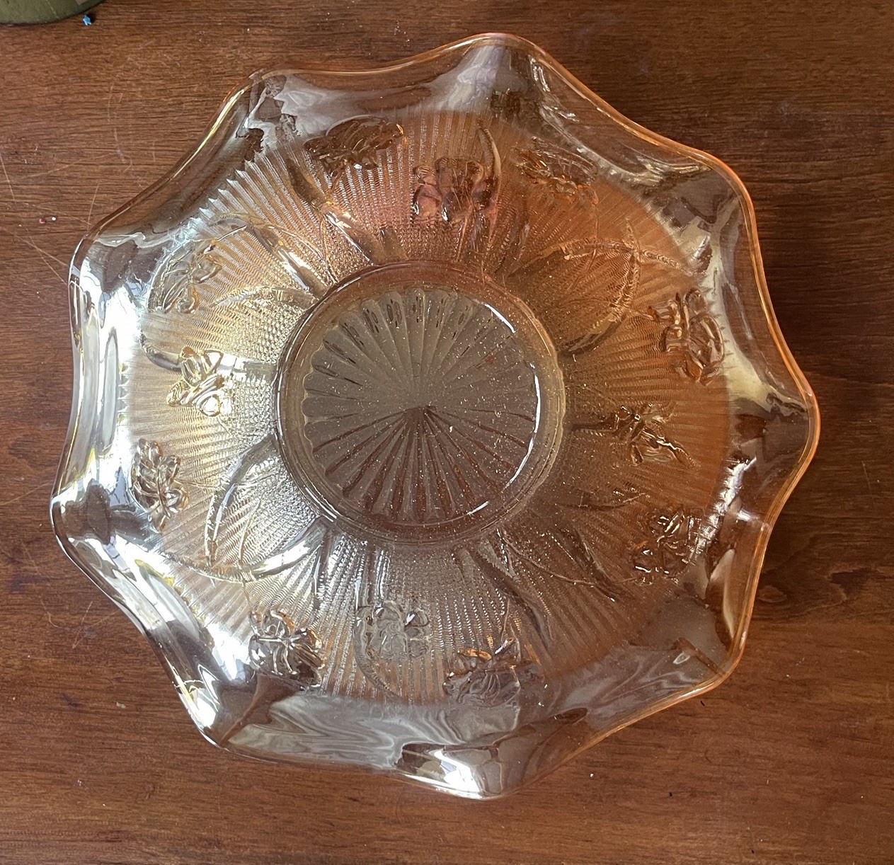 VTG Jeanette Marigold Carnival Glass Bowl Iris Herringbone Ruffled Edge Detailed