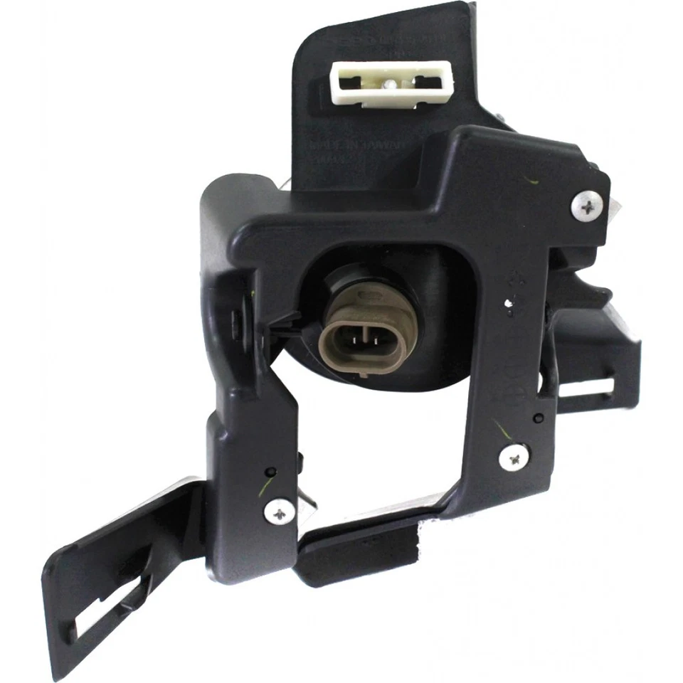 For 2000-2005 Chevy Monte Carlo Fog Light Driver Side - Image 2 of 4