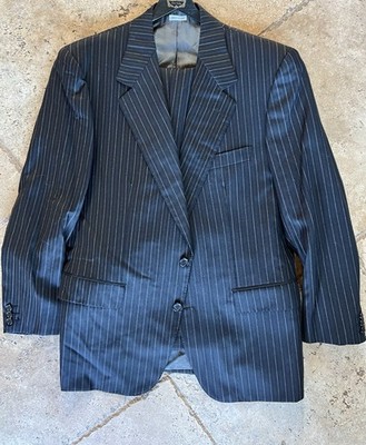 Brioni  40 Augusto  Black (flaw)  Chalk Stripe Wool Suit   ITALY