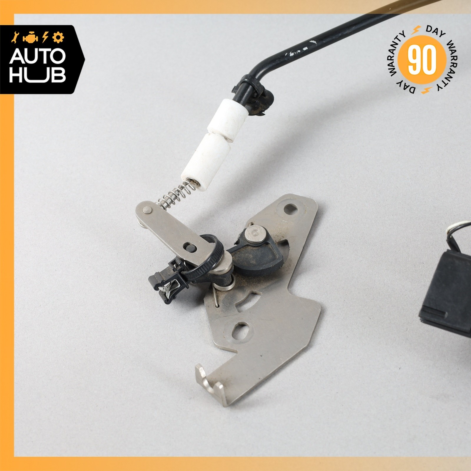 16-20 McLaren 570S 570GT Engine Cover Hatch Release Lock Actuator w/ Cable OEM