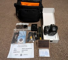 Mint 3501 Shutter CT Nikon D5300 Digital SLR Camera 24.2MP +Bag+Accessories