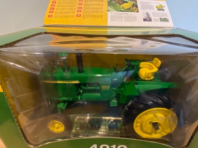 Ertl 1/16 John Deere 4010 Diesel Tractor-4010 21T 1960-Heritage Series 2008 NIB