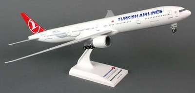 Turkish Airlines Boeing 777-300ER 1:200 SkyMarks SKR740 FlugzeugModell NEU B777