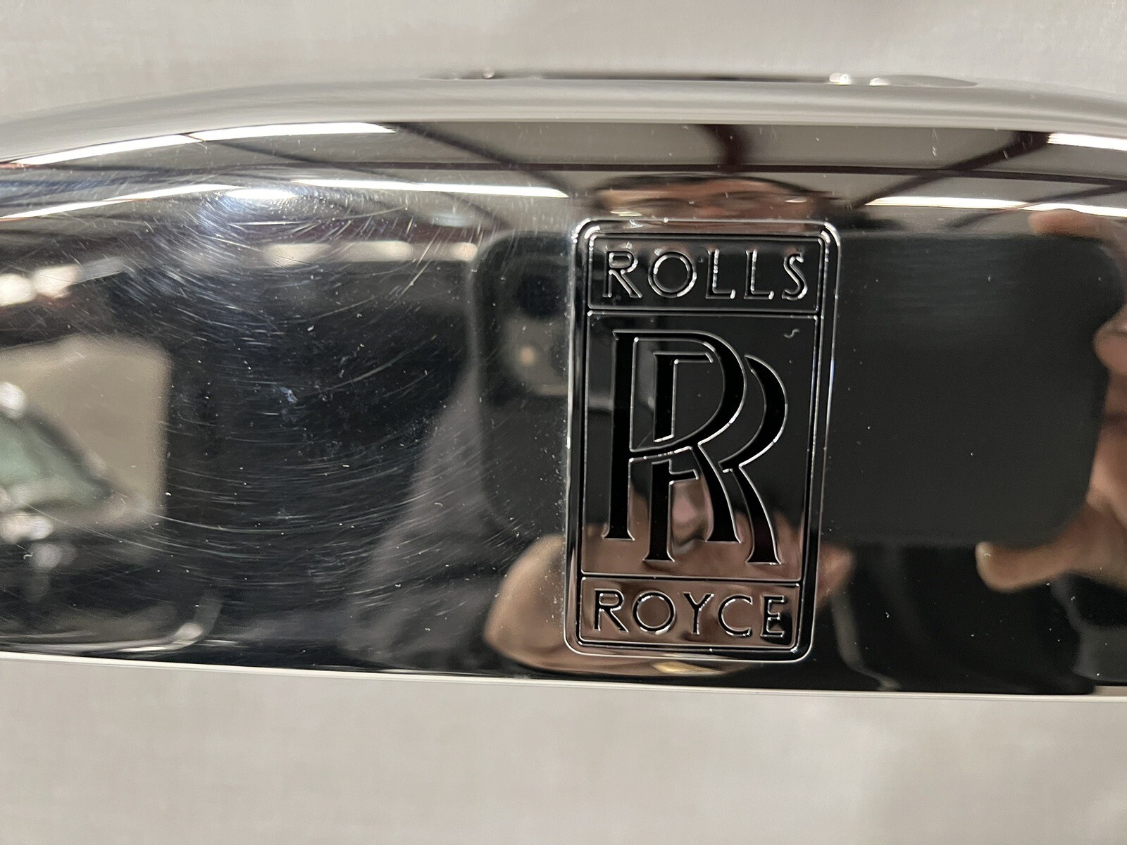 2000 Rolls-Royce cornice chrome grill shell New Insurance Quality ￼