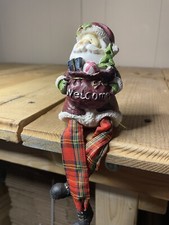 Santa Claus Cast Shelf Sitter Christmas Dangling Legs Red, Green  White 7"