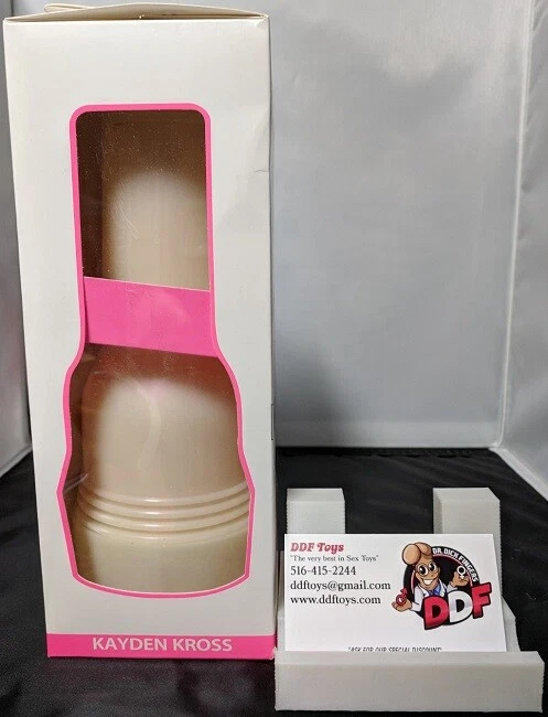 Kayden Kross Fleshlight Girls Realistic Male Masturbator Sex Toy - Image 4 of 4