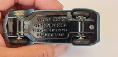 2 CV DINKY TOYS ANCIENNE FRENCH PAR MECCANO PEINTURE D ORIGINE BON ETAT 1960