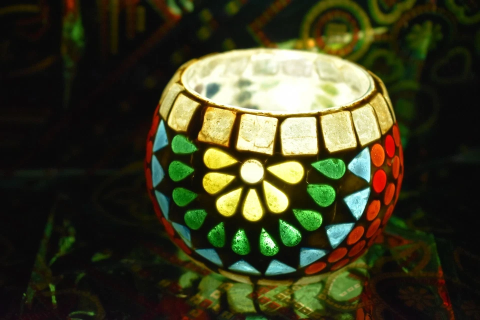 De colección Hermoso Candelabro de Vidrio Multicolor Cuenco para Decoración de Mesa de Luz de Vela Foto 2 de 4