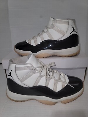 Air Jordan 11 Retro 'NEAPOLITAN' - Size 9.5Womens / 8Y -(AR0715-101) - Pre-owned