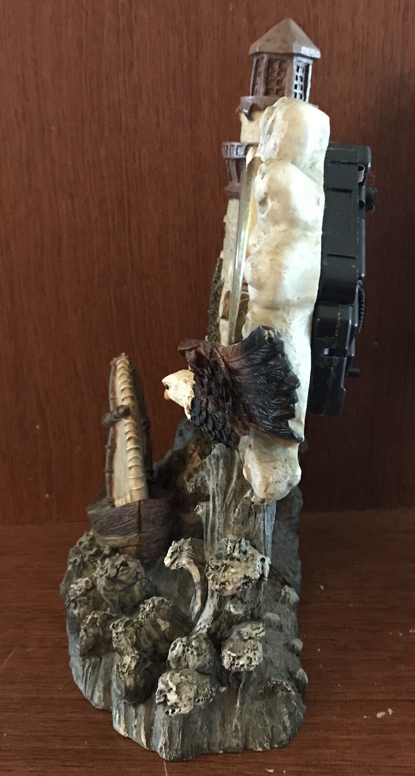 Picture 4 of 9