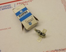 Nos Mopar 1967 1968 Imperial Dash Wiring Circuit Breakers With Bracket 2822696 Nos Mopar 1967 1968 Imperial Dash Wiring Circuit Breakers With Bracket 2822696