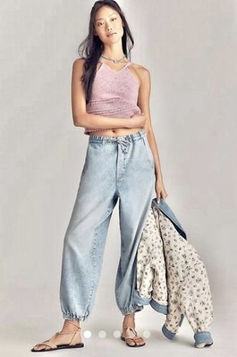 Pilcro Women s XL Light Wash Denim Jogger Jeans Drawstring Elastic Waist Pockets