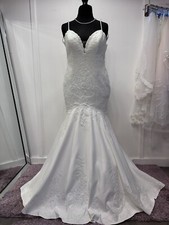 Justin Alexander wedding dress