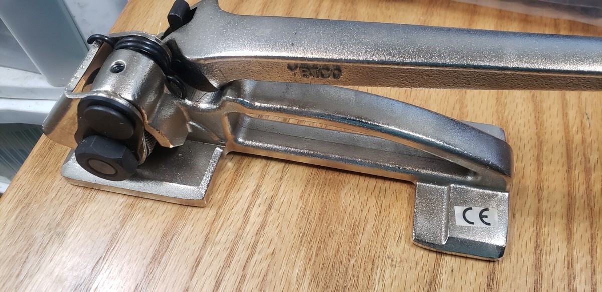 Base Béquille Aluminium Argent BAC01E Ducabike Ducati Multistrada 1200S Abs 2010 Base Béquille Aluminium Argent BAC01E Ducabike Ducati Multistrada 1200S Abs 2010