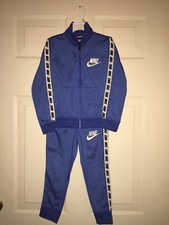 Nike Boys 2-pc Tracksuit Size 4