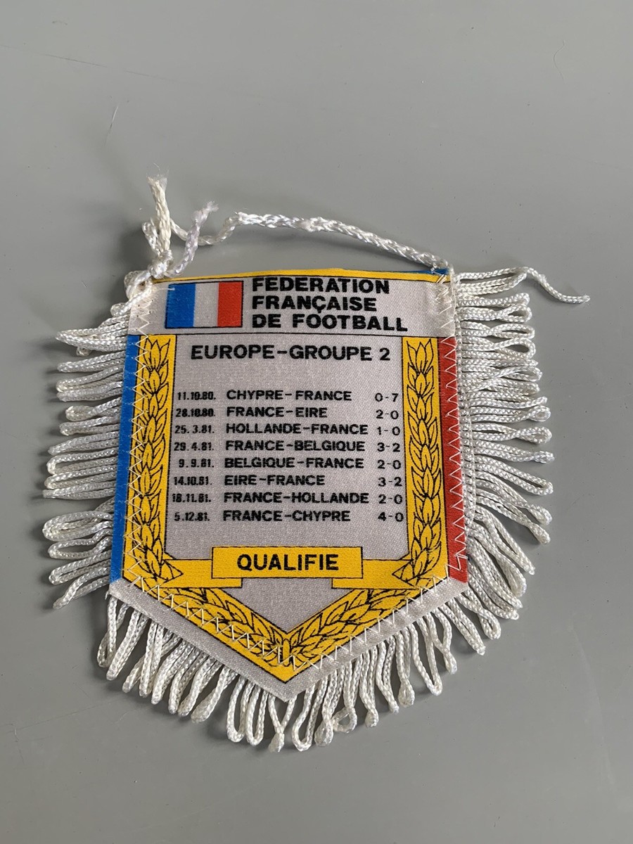FANION URSS COUPE du Monde 1982 – Qualifié – U.S.S.R