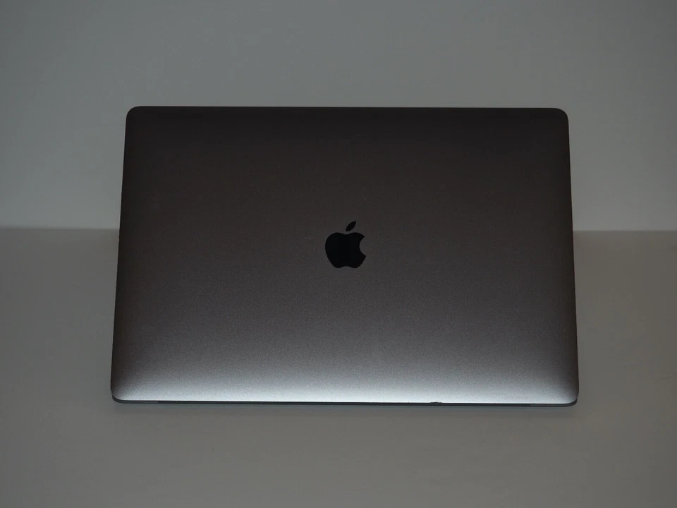 Apple MacBook Pro 16" 6-Core i7 + LOADED!! + TouchBar + 2024 OS!! + EXTRAS!! - Image 2 of 4