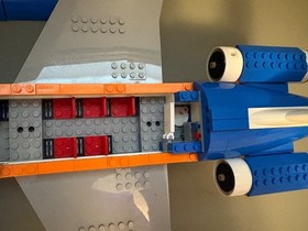 LEGO CITY 60104: Airport Passenger Terminal - RETIRED
