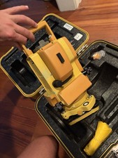 Topcon GTS-226