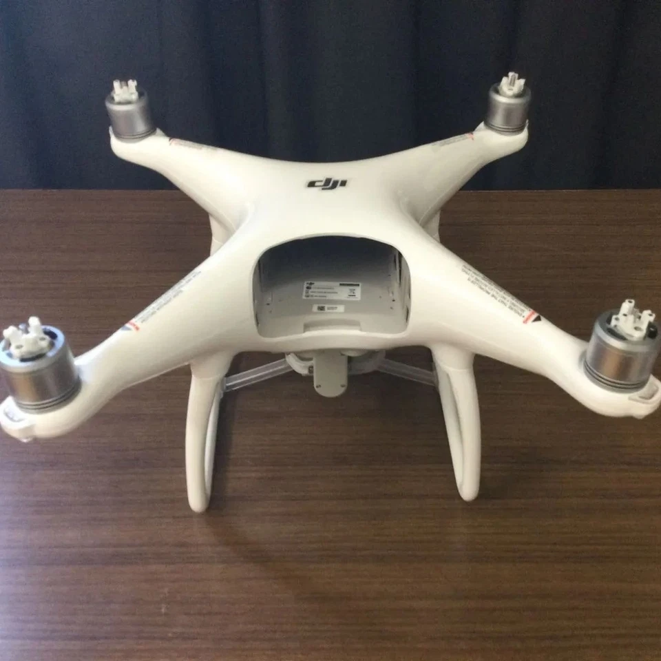 DJI Phantom 4 Drone White w/ Case Remote Holder Case Lock Damaged Tested Working - Image 4 of 4