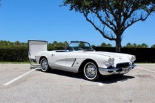 1962 White Chevrolet Corvette   | C1 Corvette Photo 1
