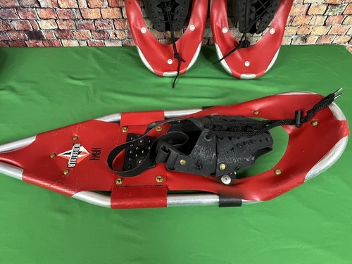 2 sets of Redfeather Hawk Snowshoes Red Vinyl Decking w/ Aluminum Frames 26" - Picture 5 of 11