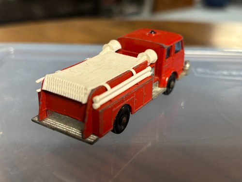 Matchbox Lesney #29-C Fire Pumper Truck - Picture 5 of 9