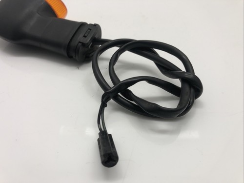 Yamaha FZ6 Fazer 600 2004 - 2007 Rear Right Side Indicator - Picture 3 of 9