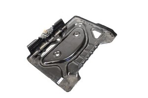 Mercedes W212 E250 CDI 2014 RHD Batteriefach Pad Halterung A2126200118 10680098