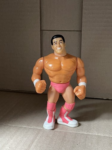 WWF WWE Hasbro Wrestling Figure. Series 5: The Mod...