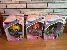 Spin Master Powerpuff Girls Deluxe Bubbles, Blossom, & Buttercup Vinyl Dolls LOT