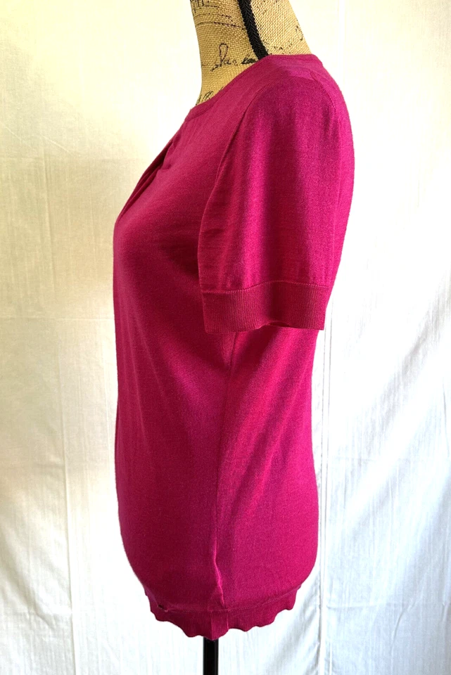 Gucci Fuchsia Short Sleeve Wool/Cashmere/Silk Blend Crew Neck Sweater Sz XL - Image 3 of 4