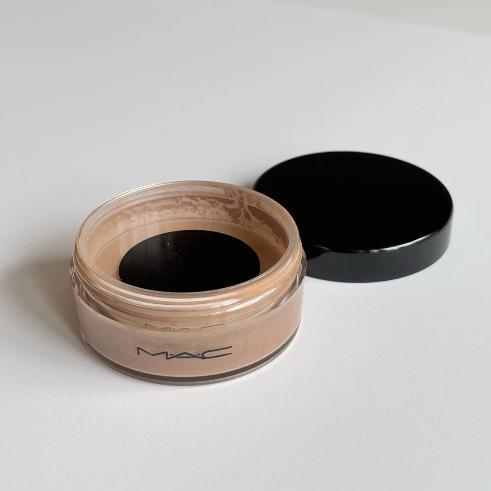 MAC SELECT SHEER POWDER/LOOSE ~NC55~ Sheer/Setting - All Skin Types - New*** - Image 2 of 4