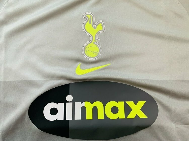 Nike Tottenham Hotspur Stadium Air Max Men's Football Shirt Medium  Silver/Lemon Venom Men's - SS21 - US