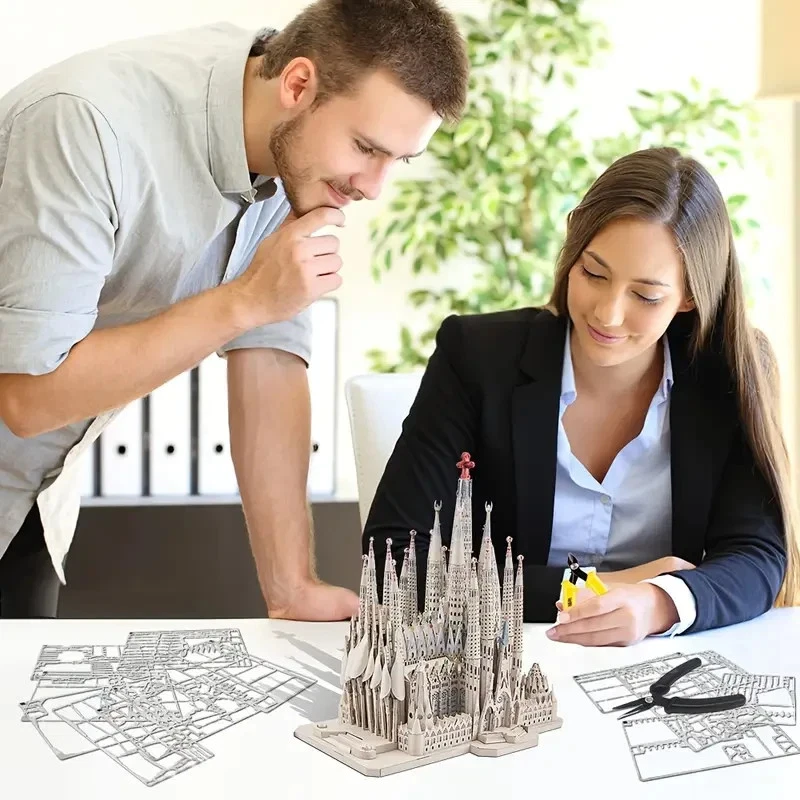 Piececool Rompecabezas de Metal 3D La Sagrada Familia Hágalo Usted Mismo Modelo Kit para Adultos Regalo Foto 4 de 4
