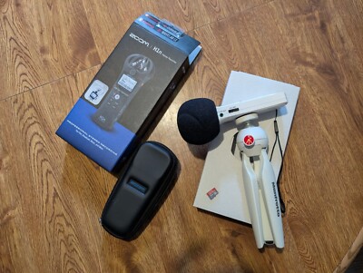 Zoom H1n Recorder with Microphone and Manfrotto Pixi Mini Tripod & Acsessories
