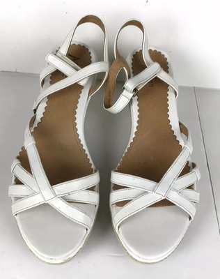 clarks strappy sandals