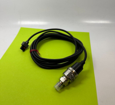 Keyence AP-13SK Multi Fluid Positive Pressure Sensor 1MPa (145PSI) 1/8'' NPT -New