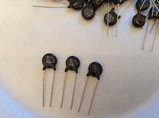 ZNR V10391U SURGE ABSORBER VARISTOR NON-LINEAR (20 pc lot)