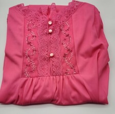 Vintage Bright Pink Medium Nightgown Lace Embroidery JC Penney Intimates M