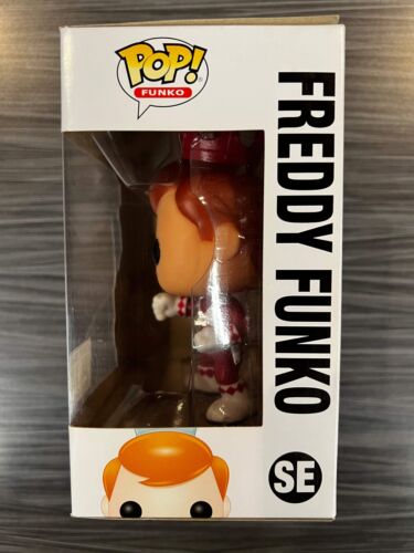 Funko POP! Freddy Funko As Red Ranger (2017 SDCC)(525 PCS)(Damaged Box) #SE - Picture 2 of 13