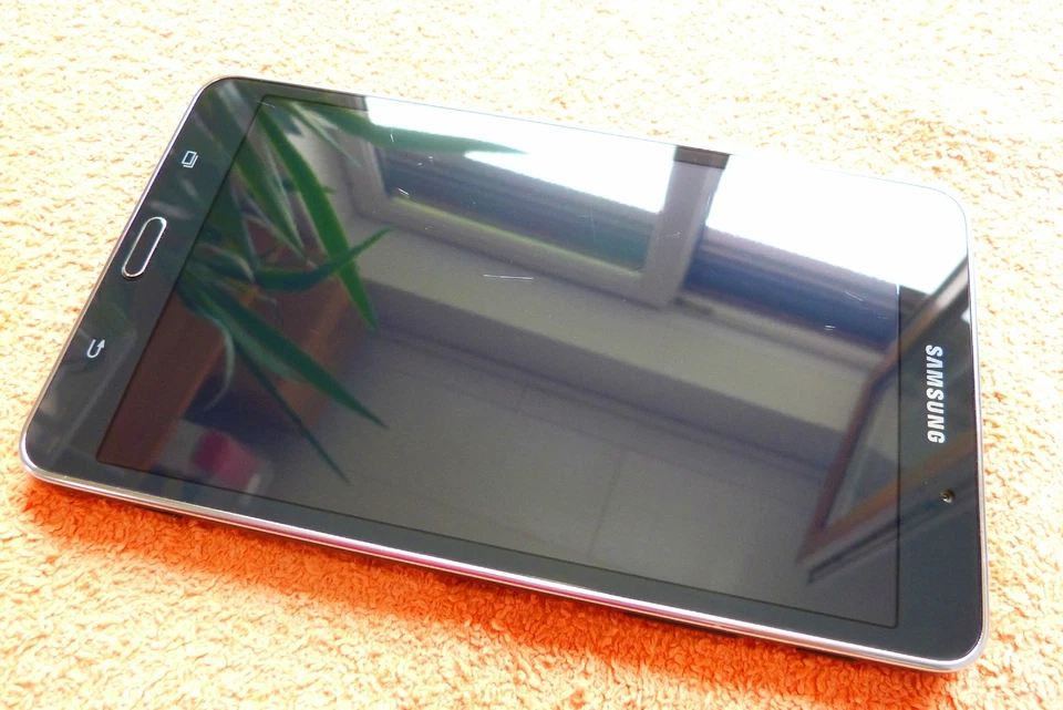 mit XXL EXTRAS I Samsung Galaxy TAB 4 T230 l 8GB Black 7 Zoll HD Android Tablet - Bild 2 von 4