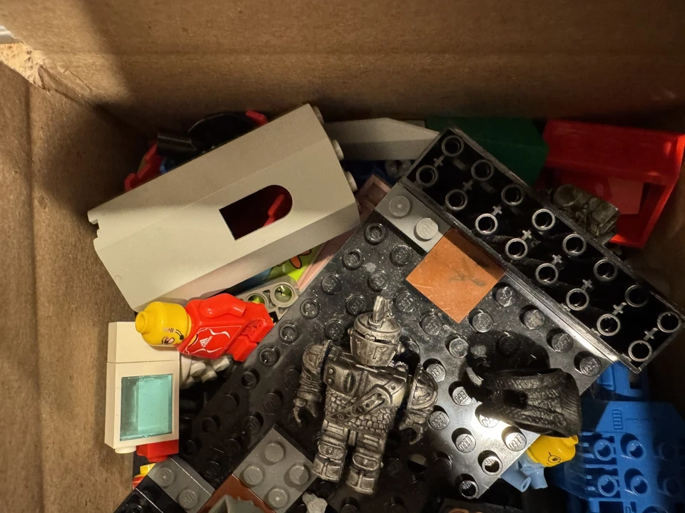 LEGO a granel 2 libras ladrillos piezas y piezas limpio genuino 2 libras bolsa de agarre E & F Foto 4 de 4